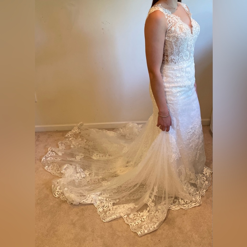 Justin Alexander Wedding Dress (style: Arielle, 88414)